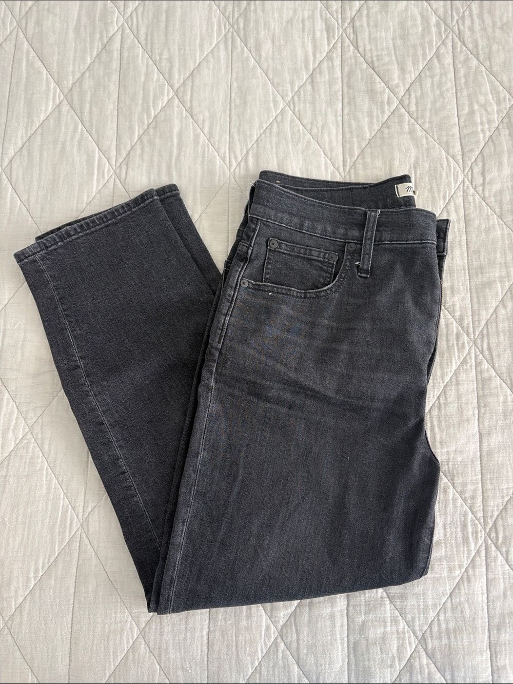 Madewell Women's Straight Leg Jeans in Washed Black
